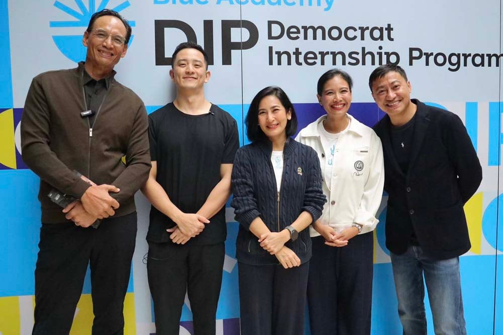 Democrat Party launches DIP16 course, bringing together national tech business leaders to decode the Thai economy