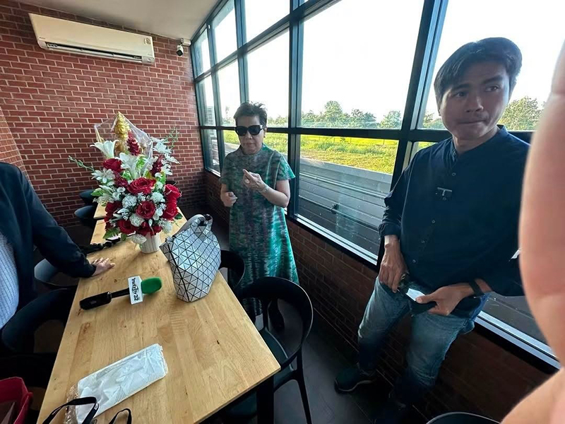 ป้าดา ป้าดา