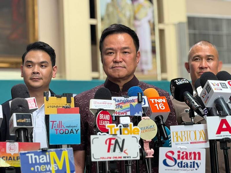 อนุทิน ชาญวีรกูล อนุทิน ชาญวีรกูล