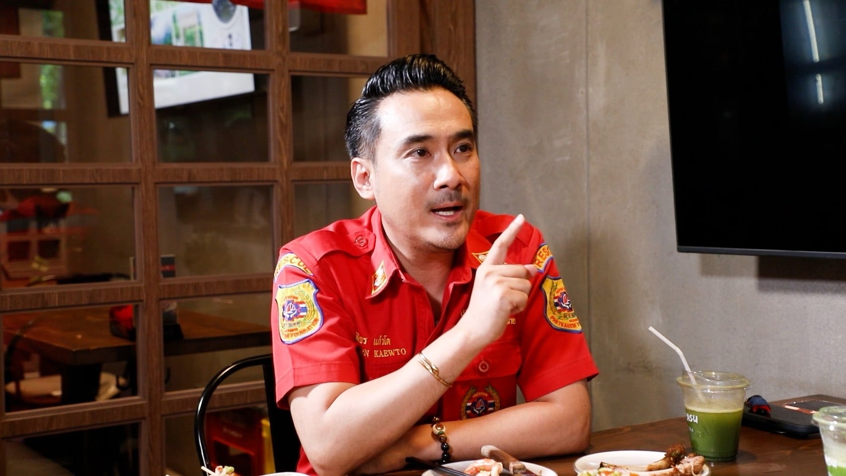ทนายเจมส์ (1)