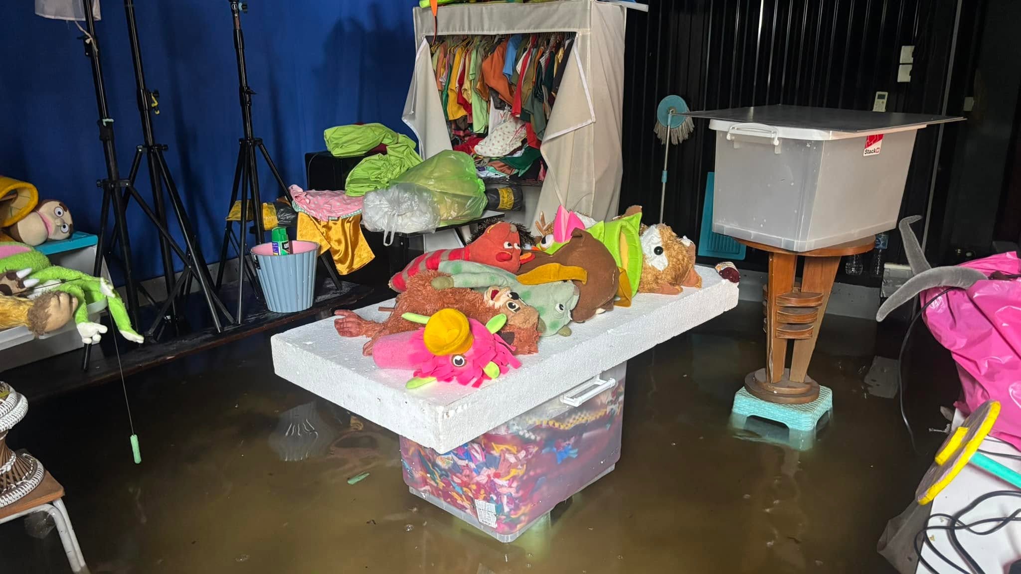 เจ้าขุนทอง เจ้าขุนทอง