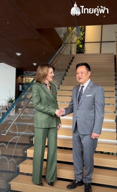 อนุทิน ชาญวีรกูล