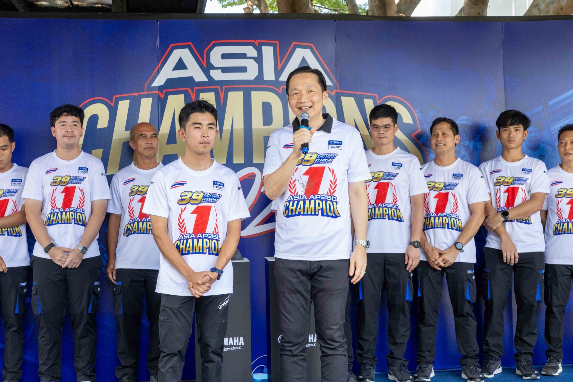 05 ยามาฮ่าประดับดาวทอง เชิดชูแชมป์เอเชียคนล่าสุด “ไอเดีย” กฤตภัทร ผงาดแชมป์ ARRC 2026