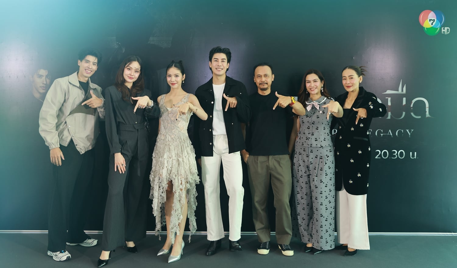 1.EXCLUSIVE PRESS มรดกมืด