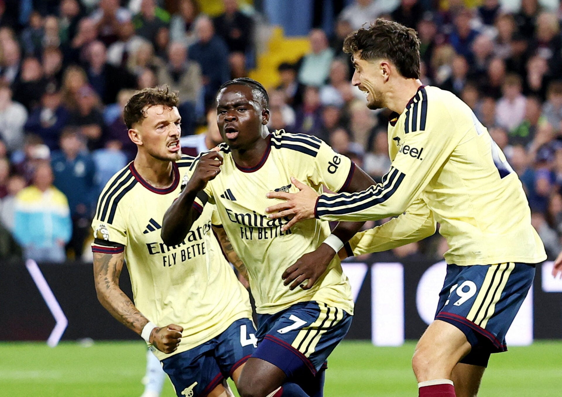 Premier League - Aston Villa v Arsenal