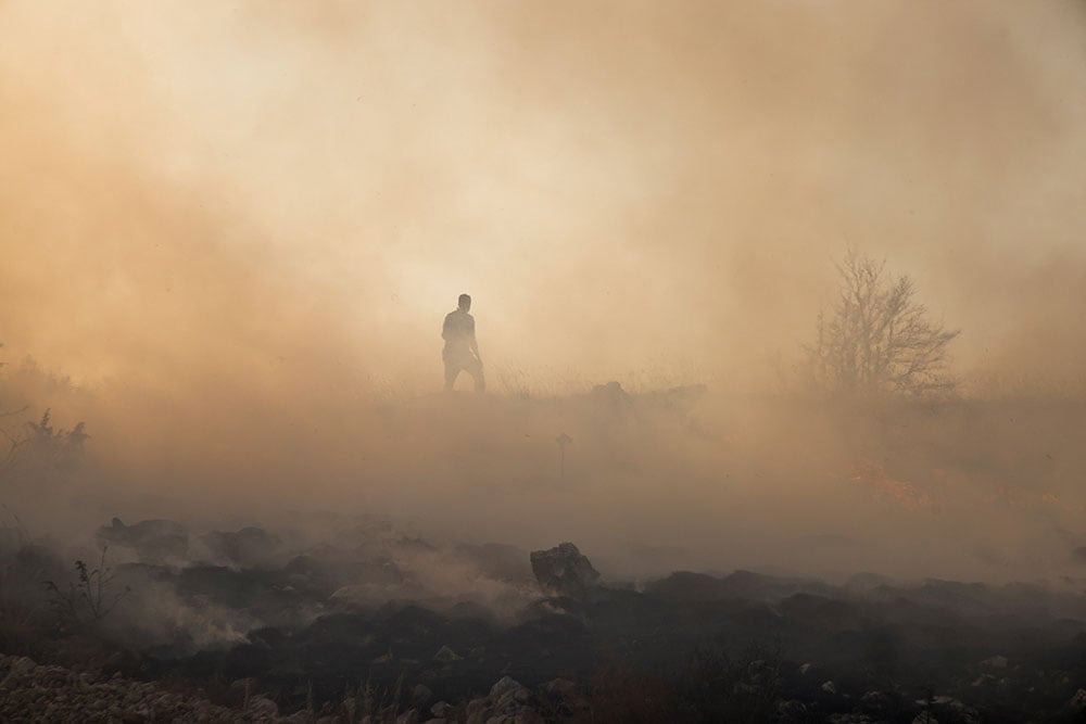 2026-09-07T220305Z_175658251_RC2GENA3LIX6_RTRMADP_3_EUROPE-WEATHER-BOSNIA-WILDFIRE