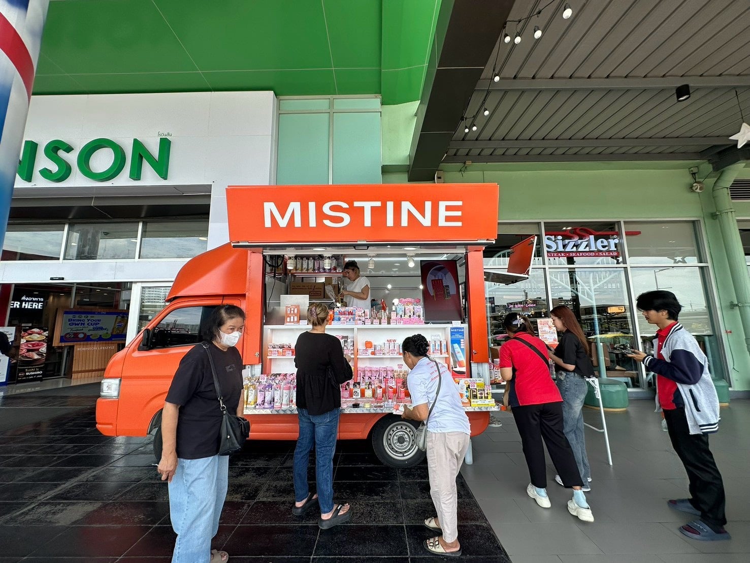 3 - Mistine ทัก at Robinson Lifestyle