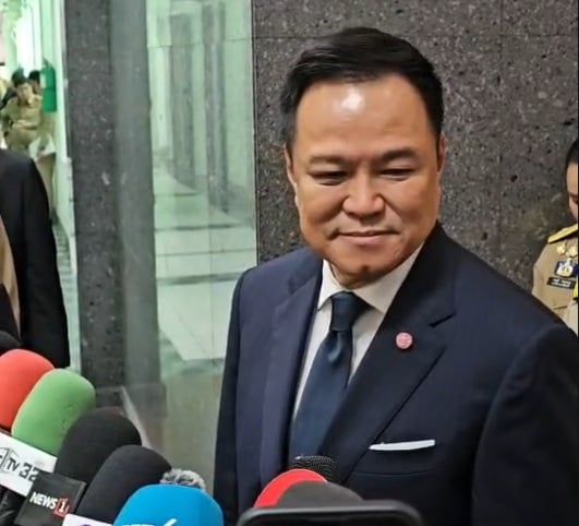 อนุทิน ชาญวีรกูล อนุทิน ชาญวีรกูล