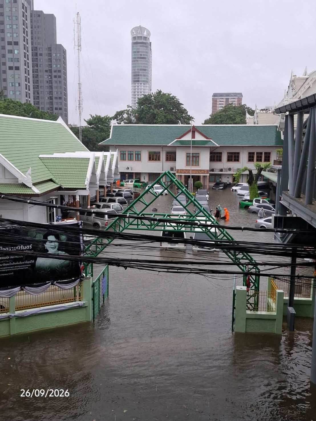 ลาดพร้าว ลาดพร้าว