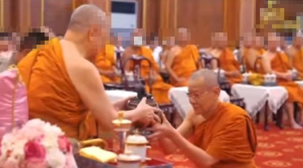 หลวงพ่ออติโชติ หลวงพ่ออติโชติ
