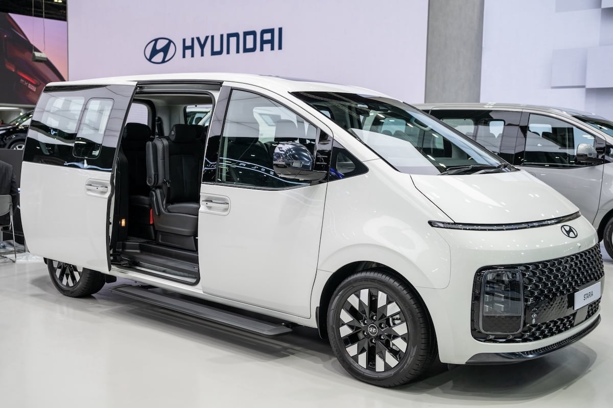Hyundai STARIA_2