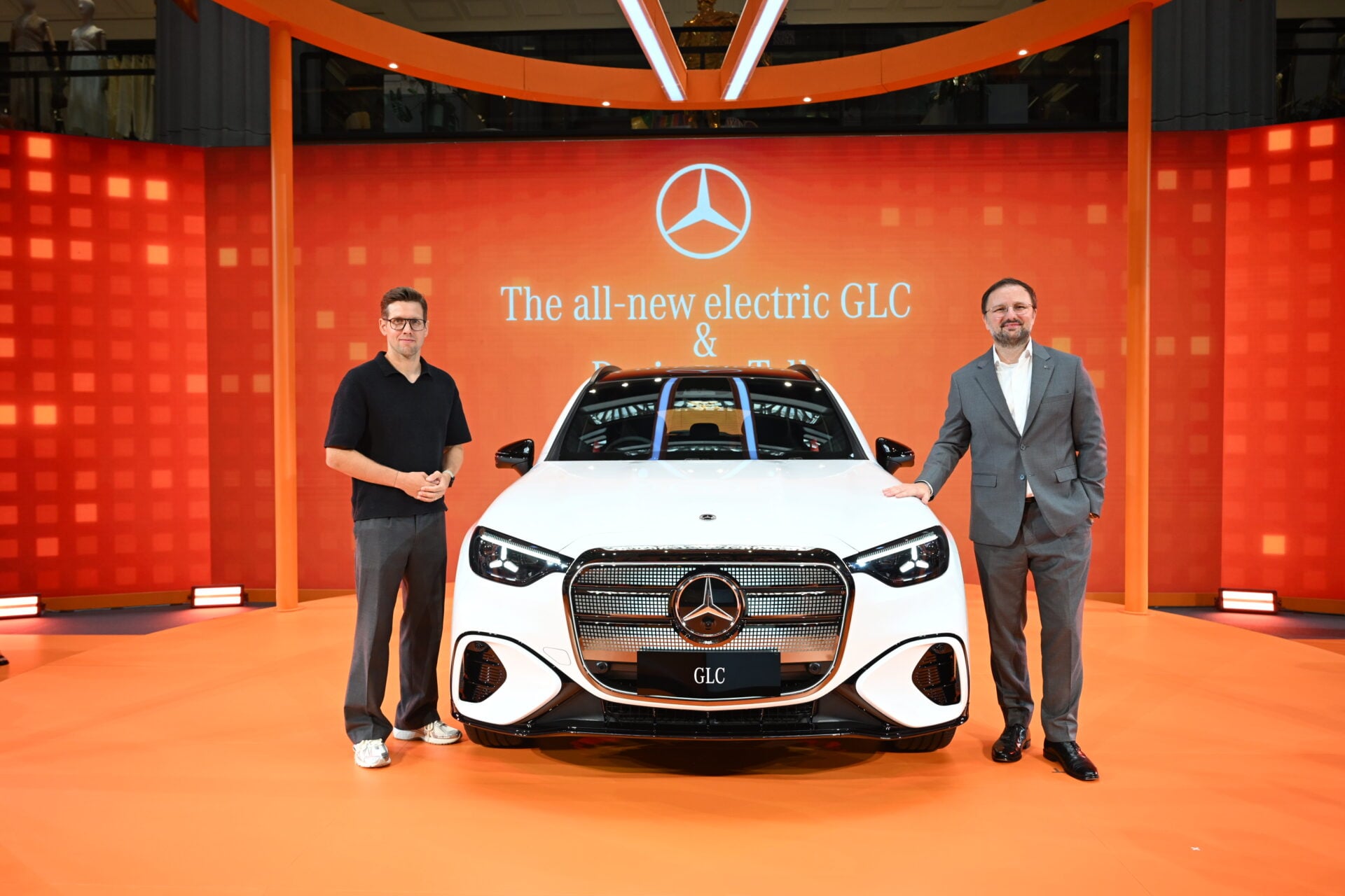 MBTh_The all-new electric GLC Preview (1)