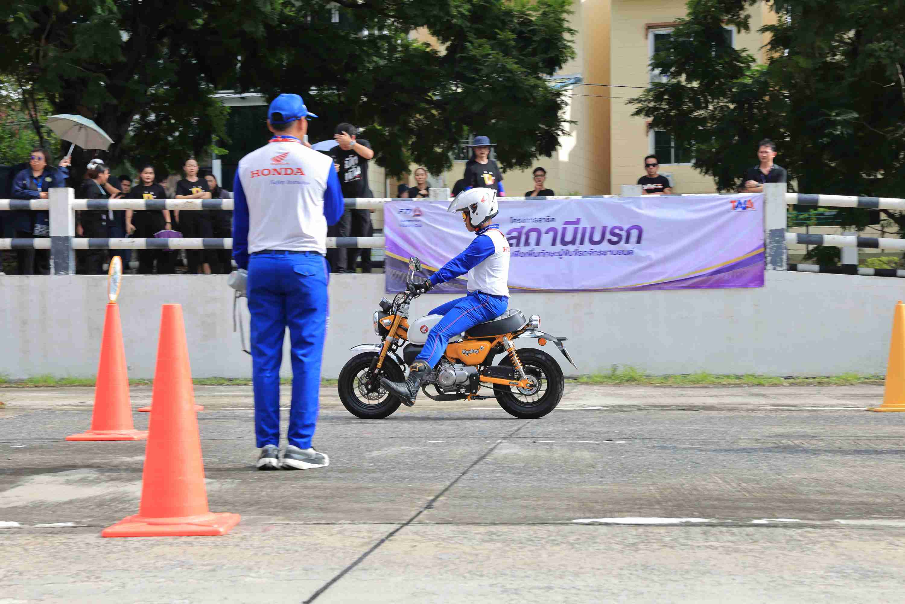 Thai Honda Break Station (4)