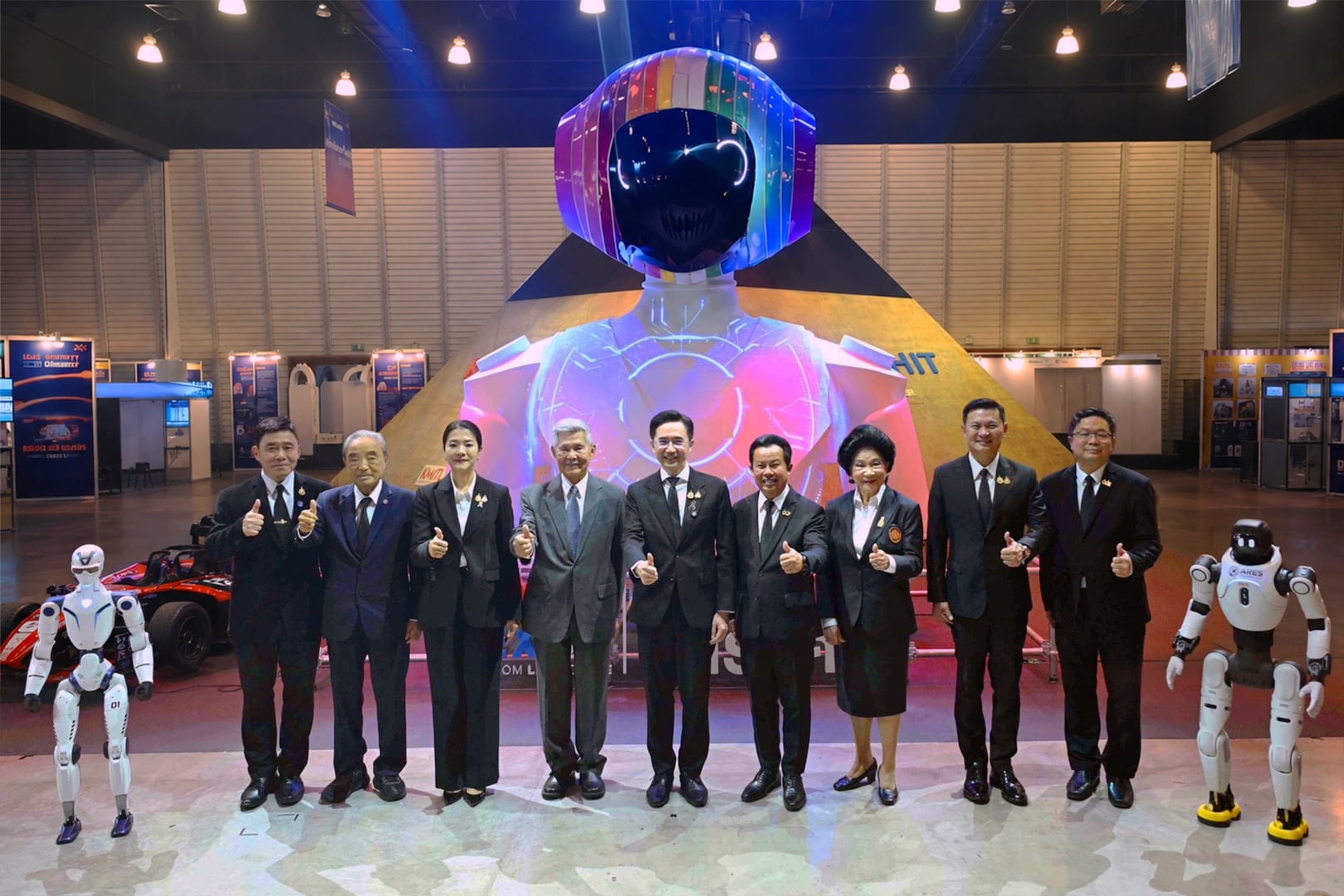 ภาพข่าว_รมว.ยศชนันท์ จับมือ สจล. หนุนวิจัย –