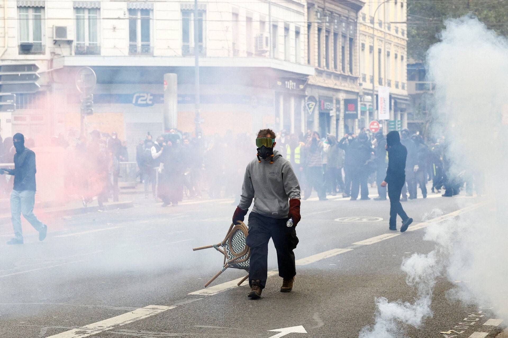 Second nationwide day of protests against the cost of living in France