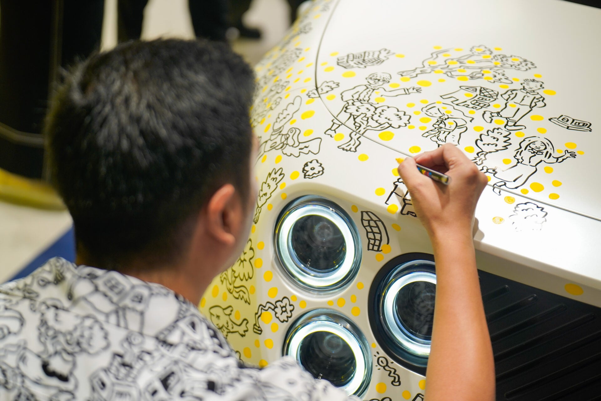Firefly_Showroom_01