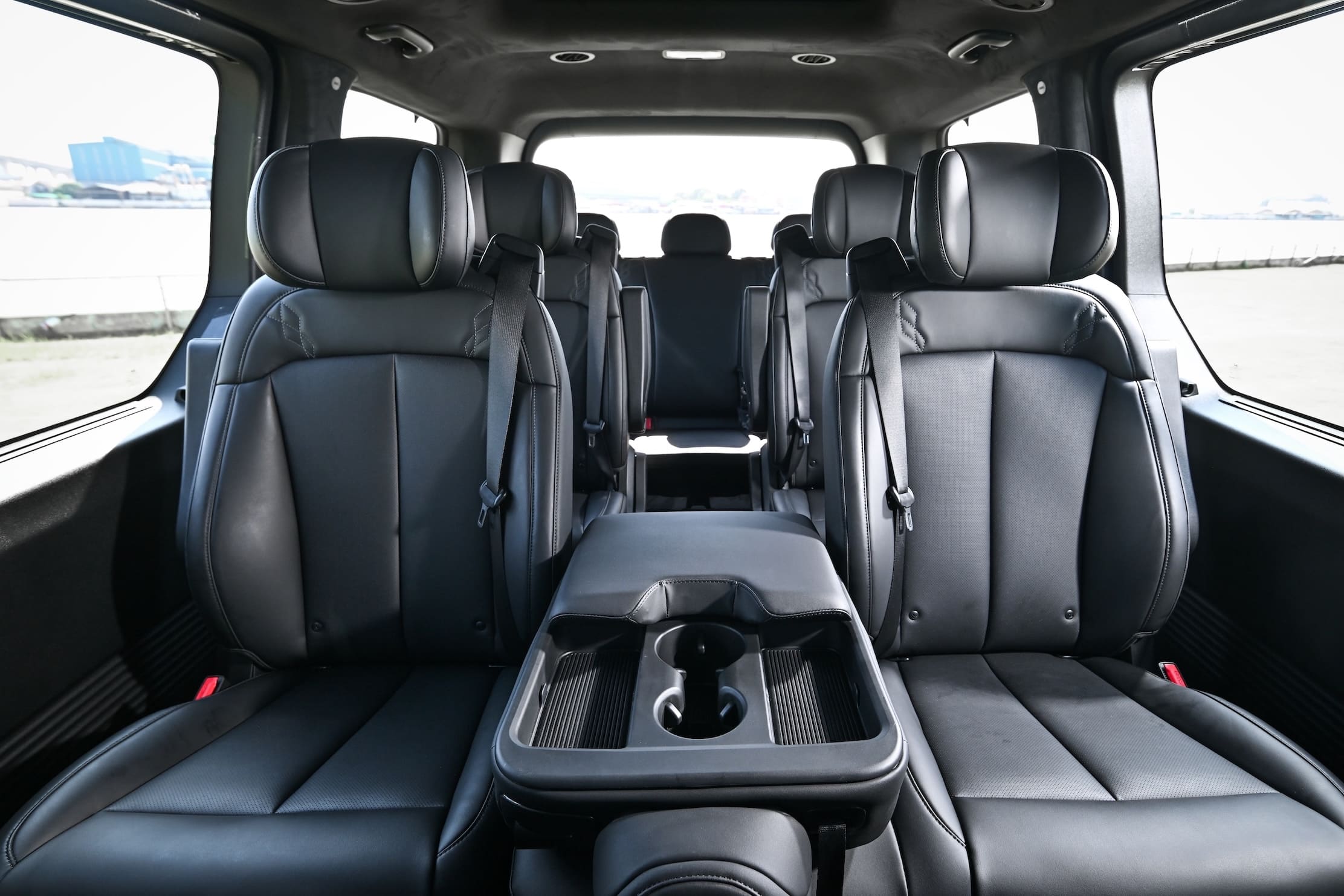 Hyundai new STARIA Hybrid_3