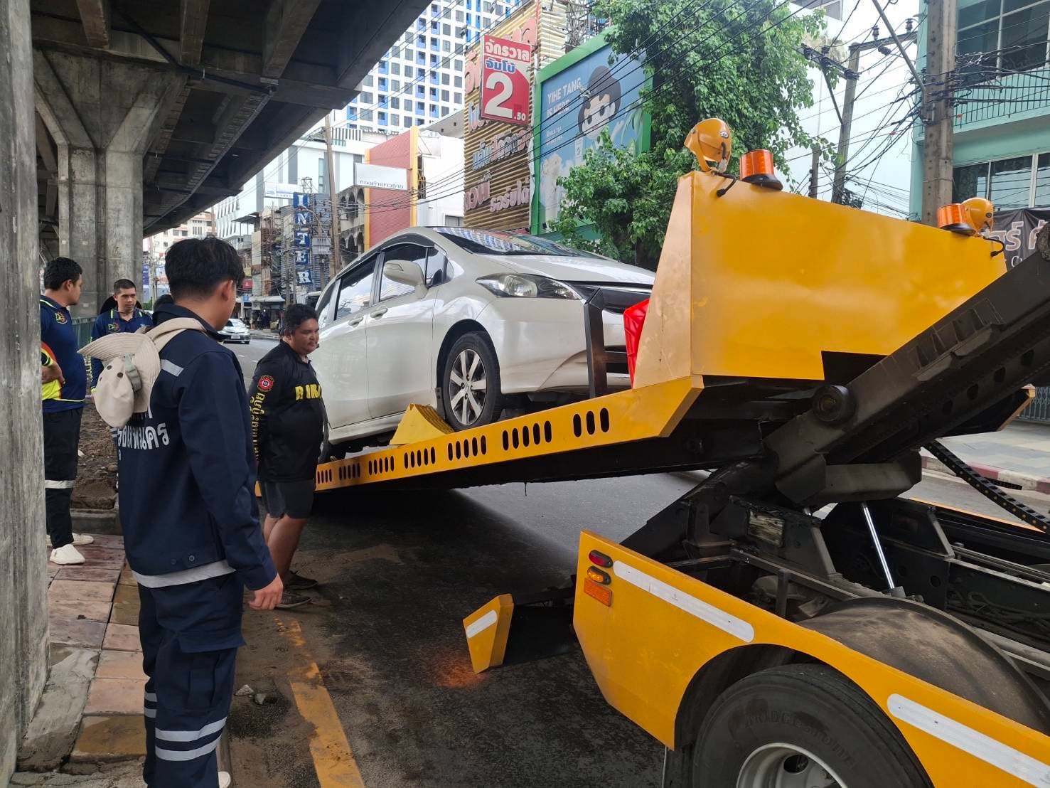 กทม. กทม.