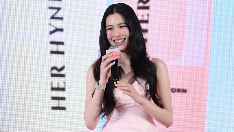 หลิงหลิง-ศิริลักษณ์ คอง แบรนด์แอมบาสเดอร์ HER HYNESS (1)